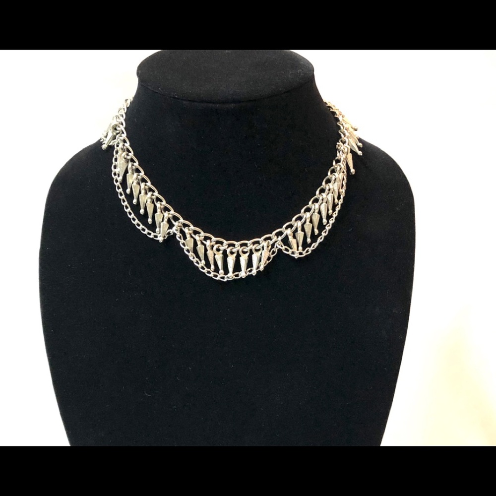 Vintage silver tone chain necklace